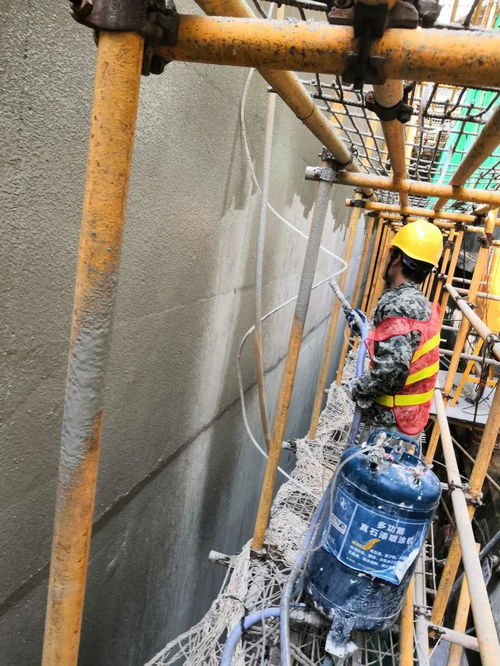深圳工裝裝修 專業(yè)水電安裝、石膏板玻璃隔墻與無(wú)氣噴涂翻新的全方位施工方案
